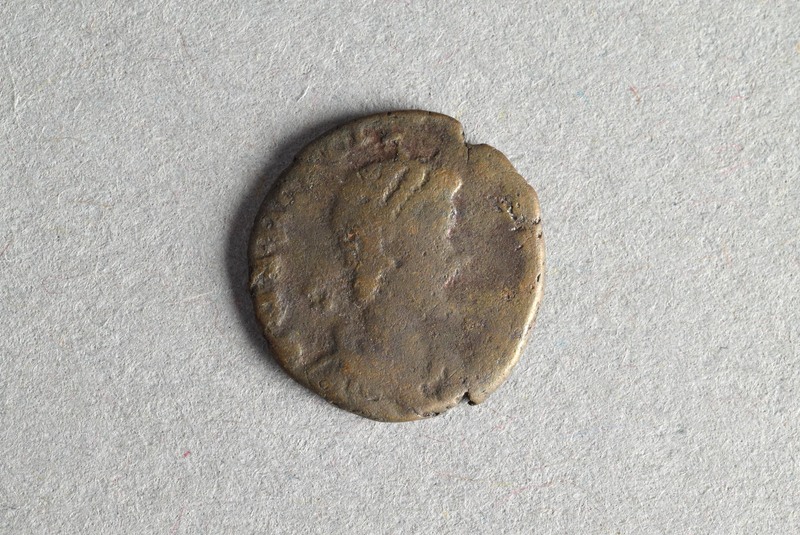 318714