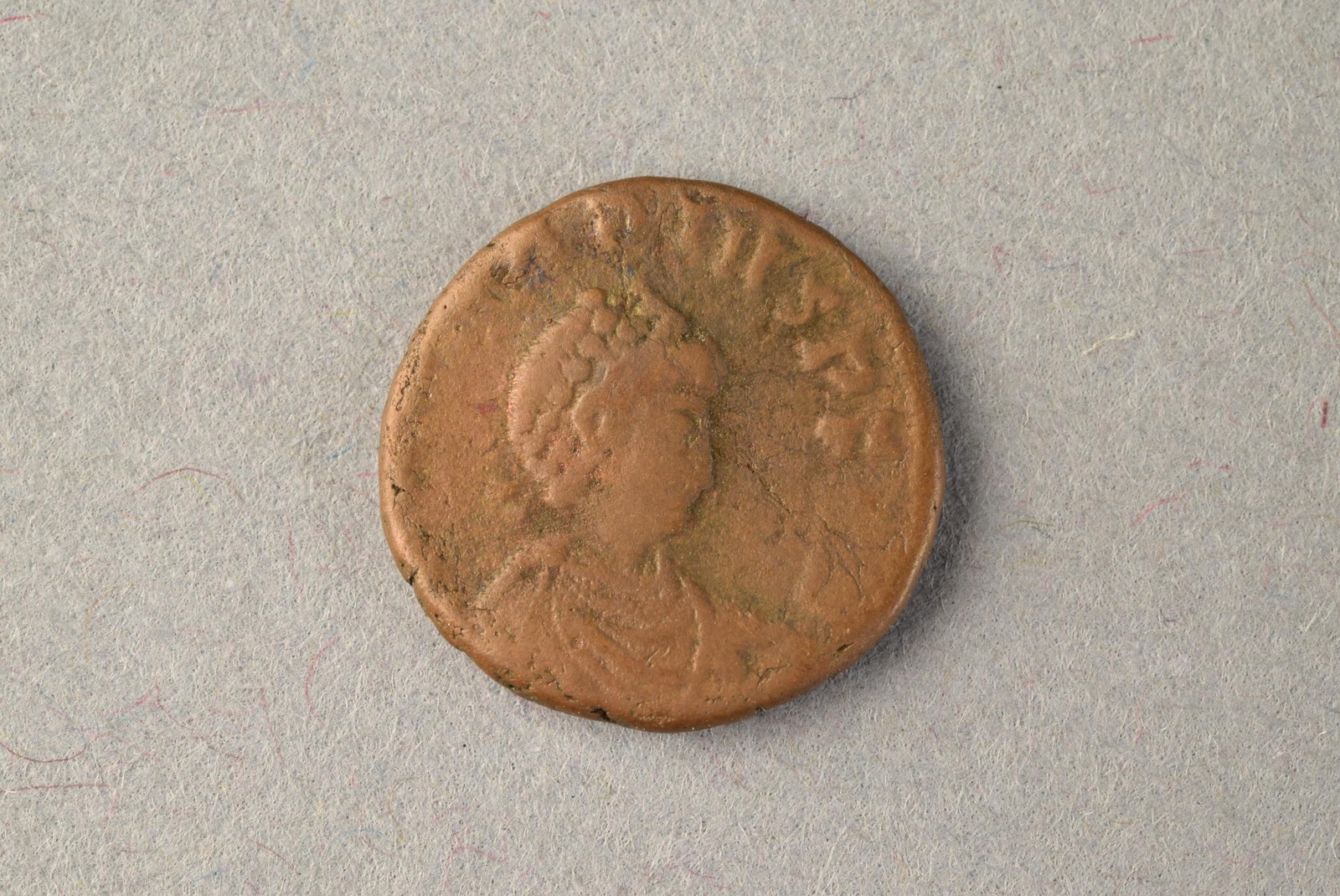 318908
