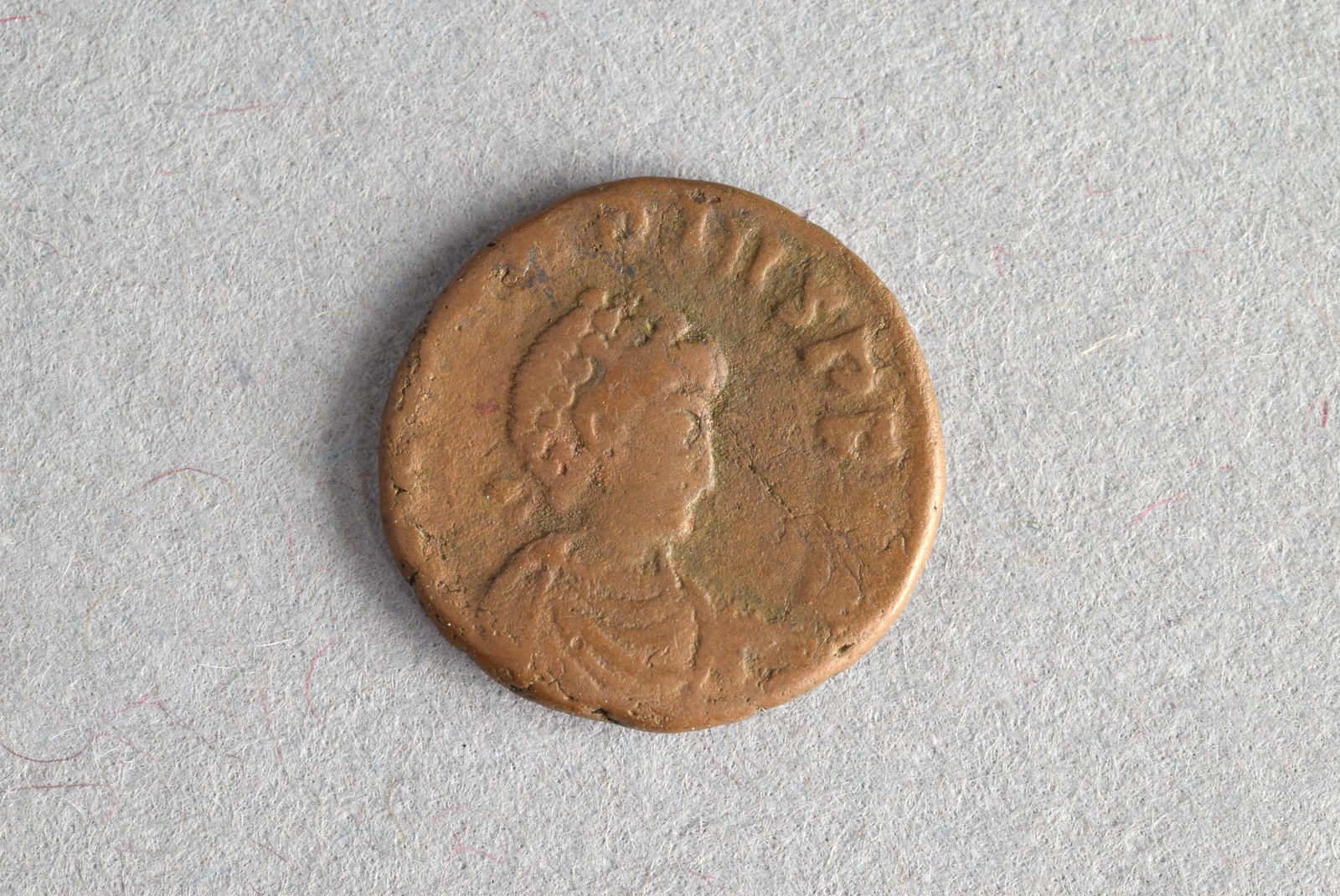 318909
