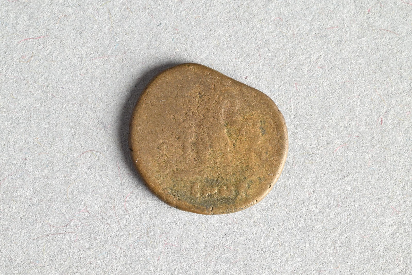 318949