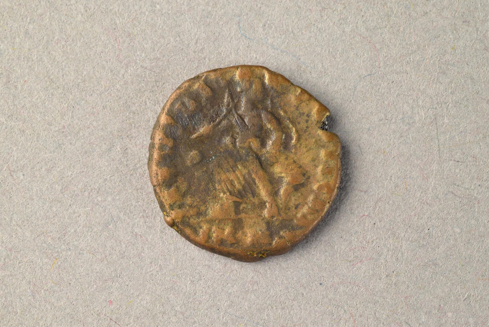 318963
