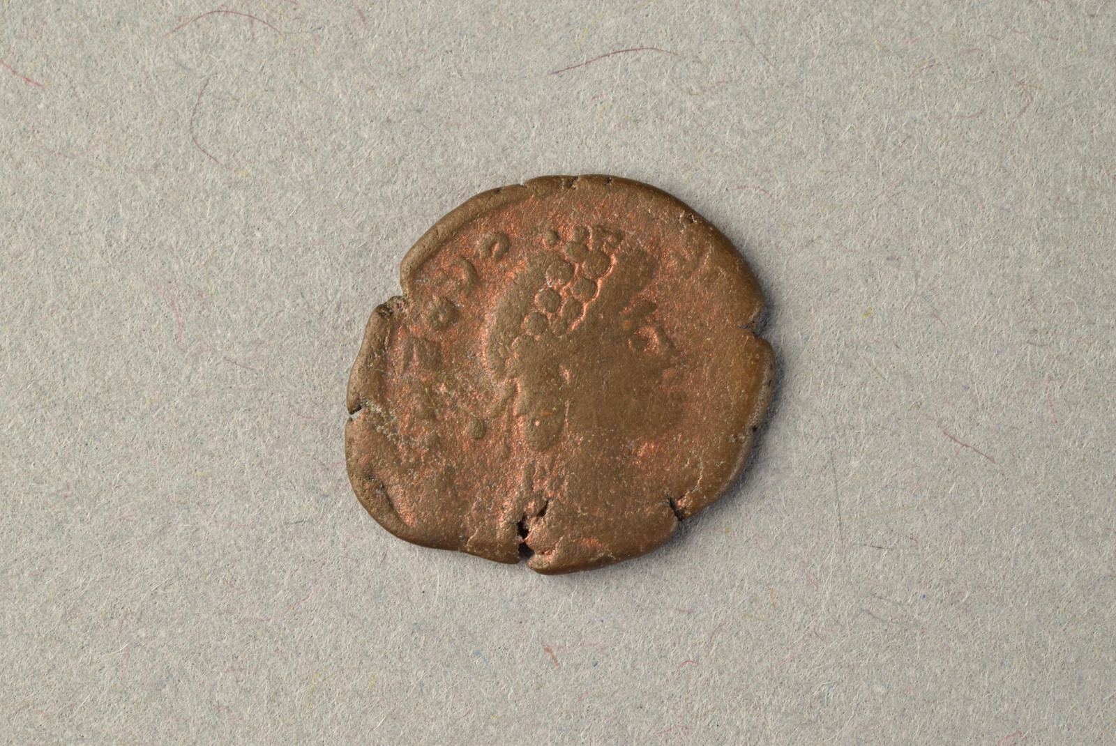 318970