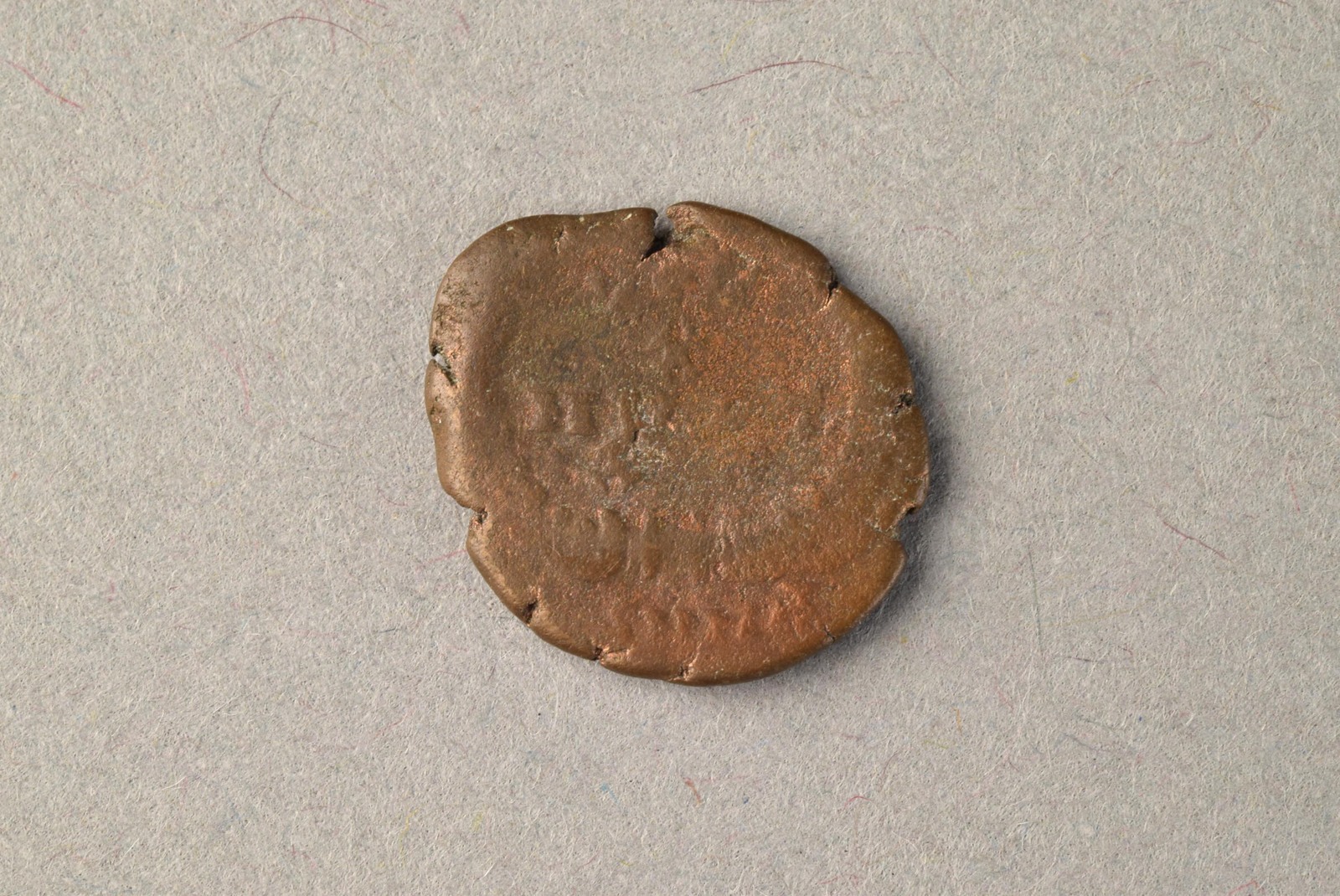 318974