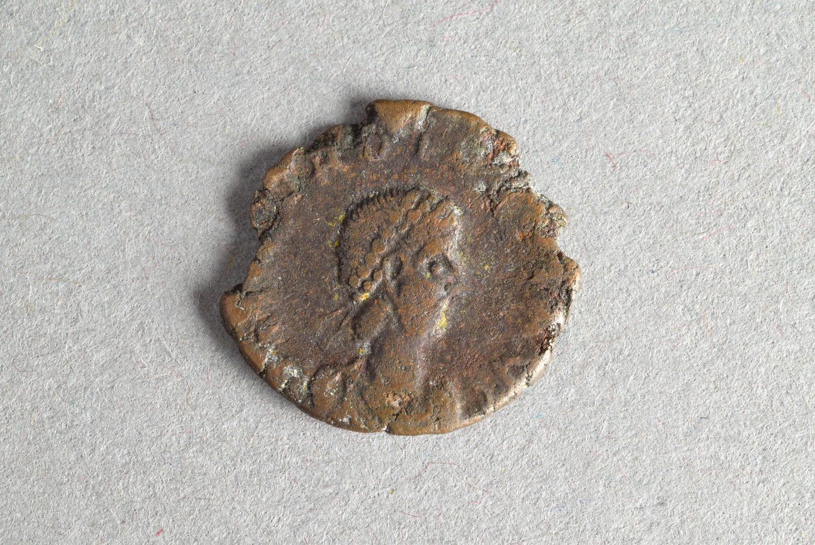 319062