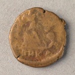 319068