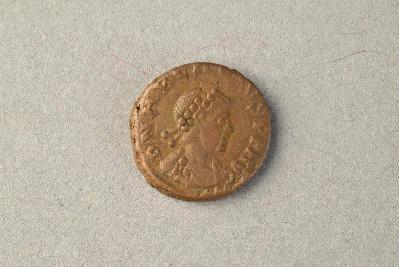 319101