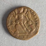 319121