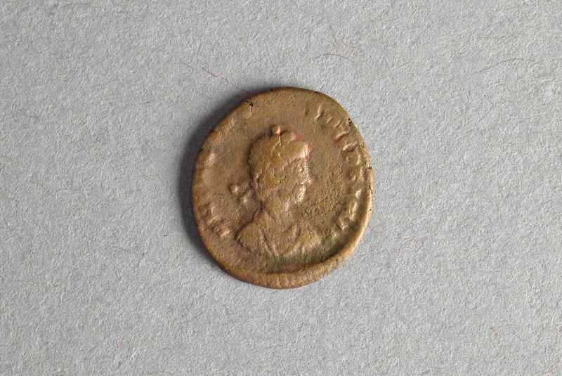 319162