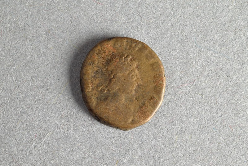 319174