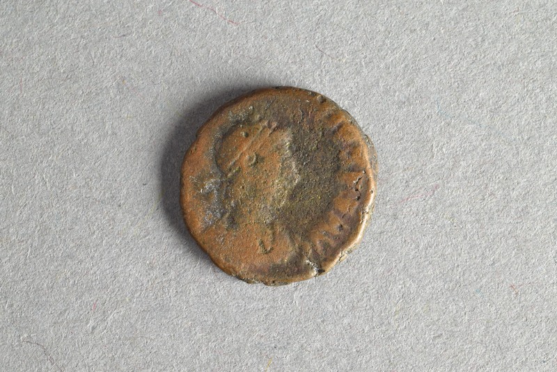319178