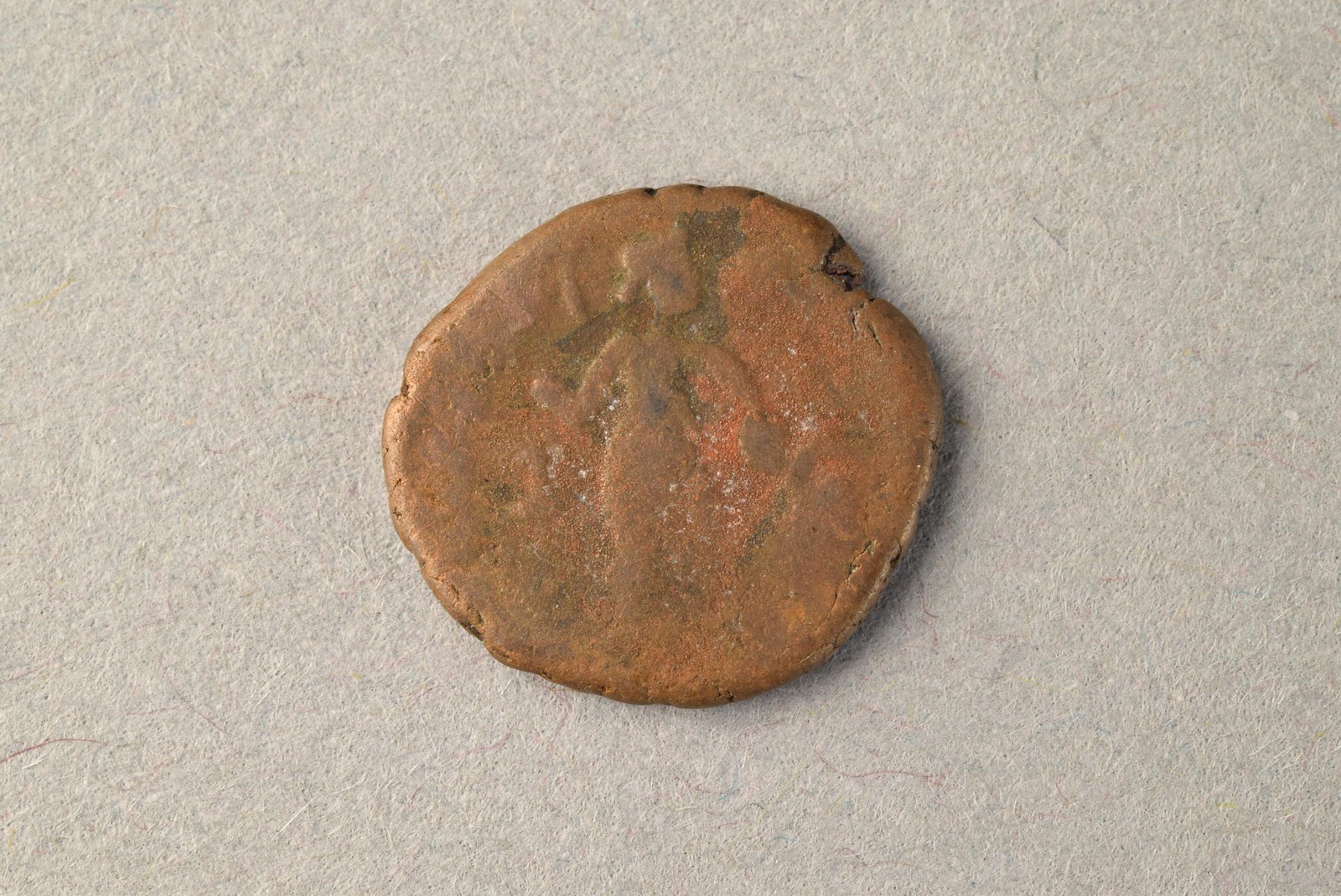 319526