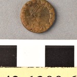 319618