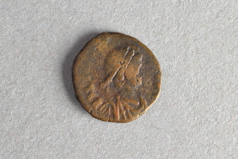 319631