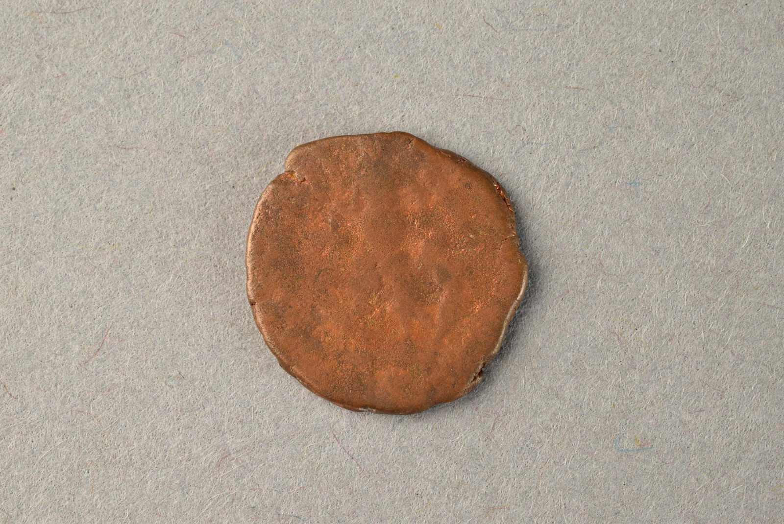 320015