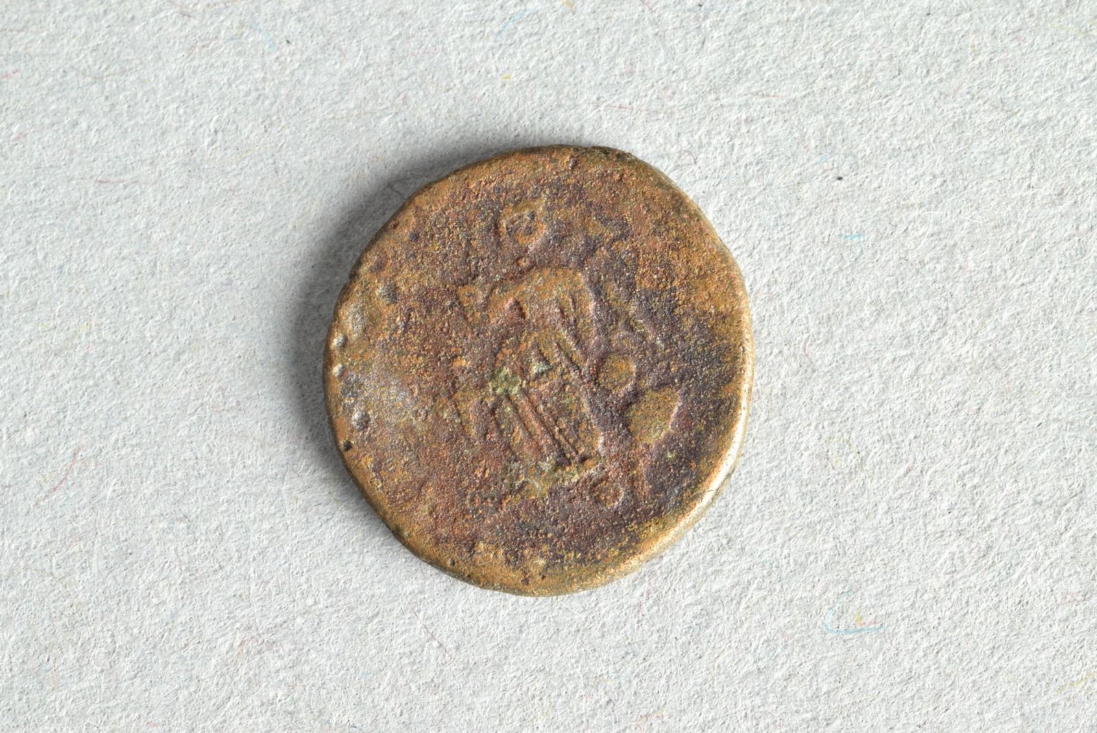 320029