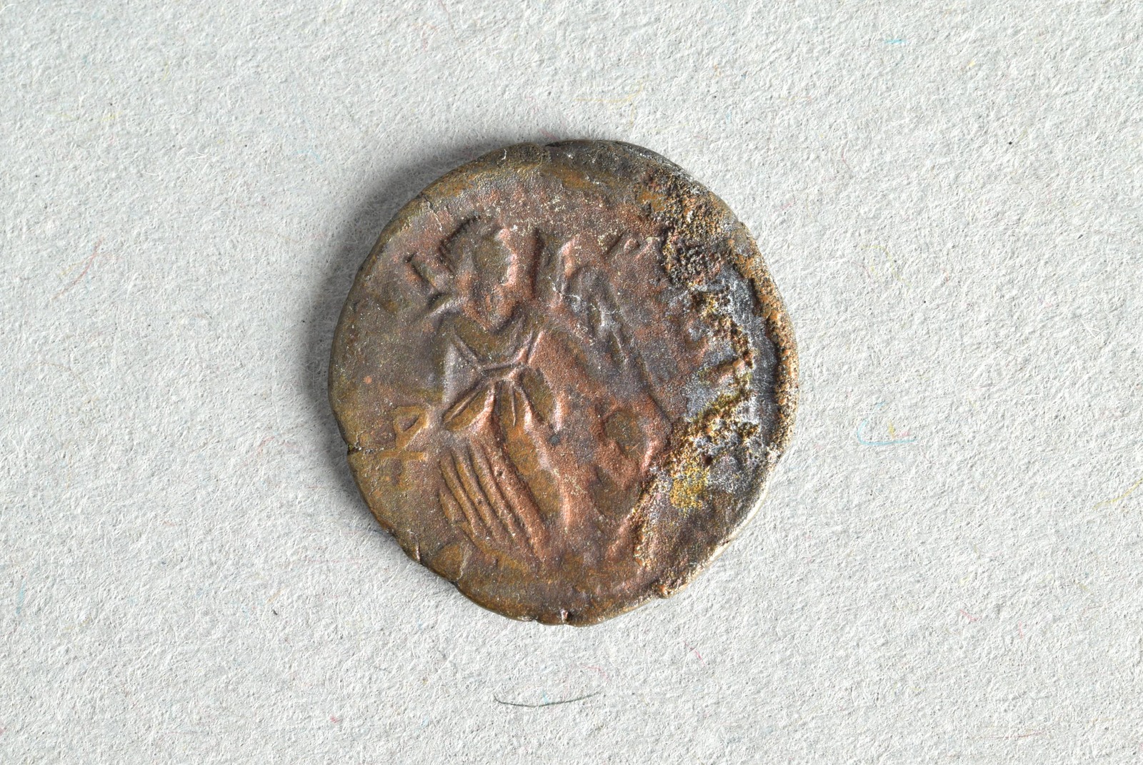 320100