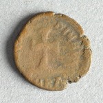 322704