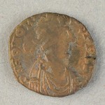 323679