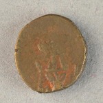 323713