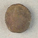 323940