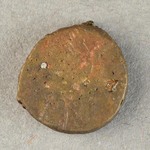 323945
