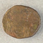 324077