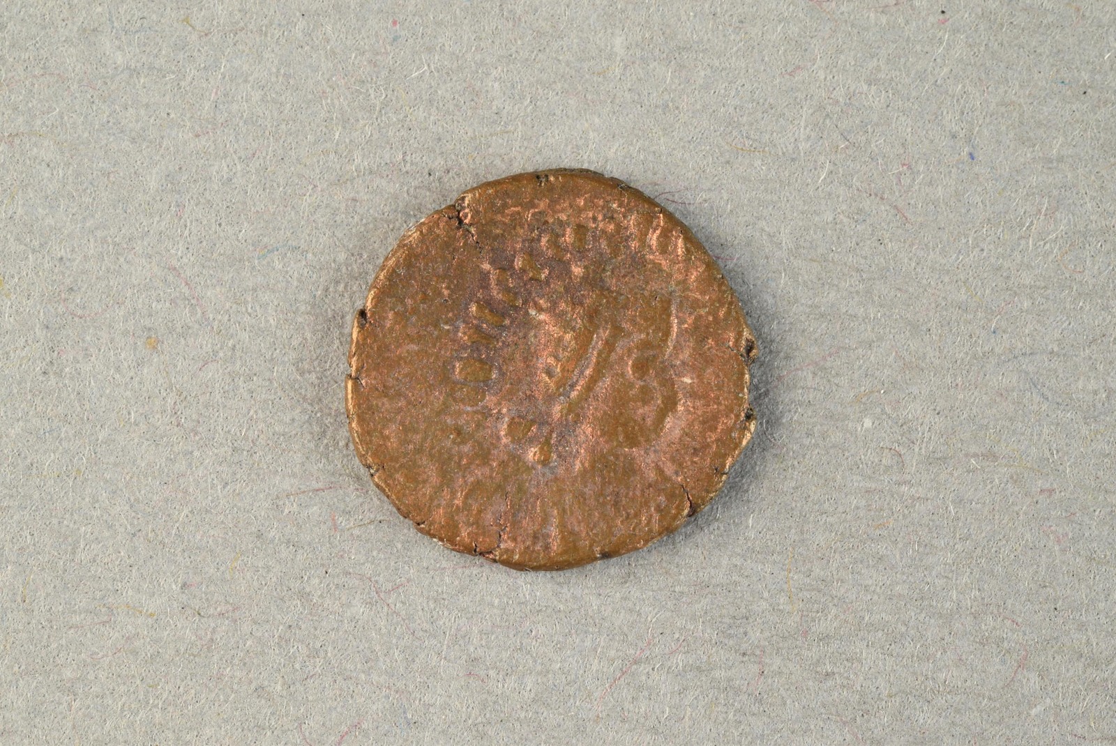 325282