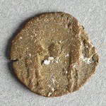 325703