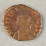 325733