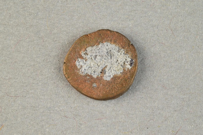 327629