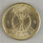 332353