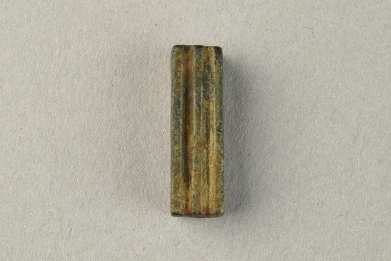 350821
