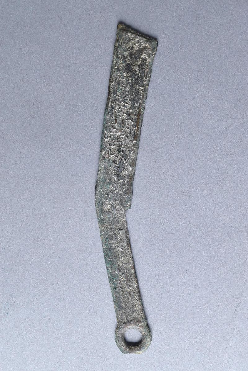 367391