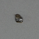 370910