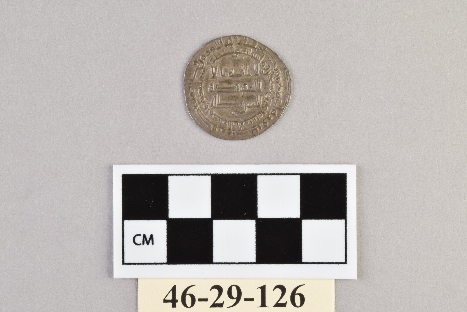 405221
