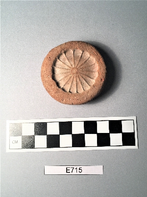 E715