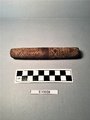 E10658