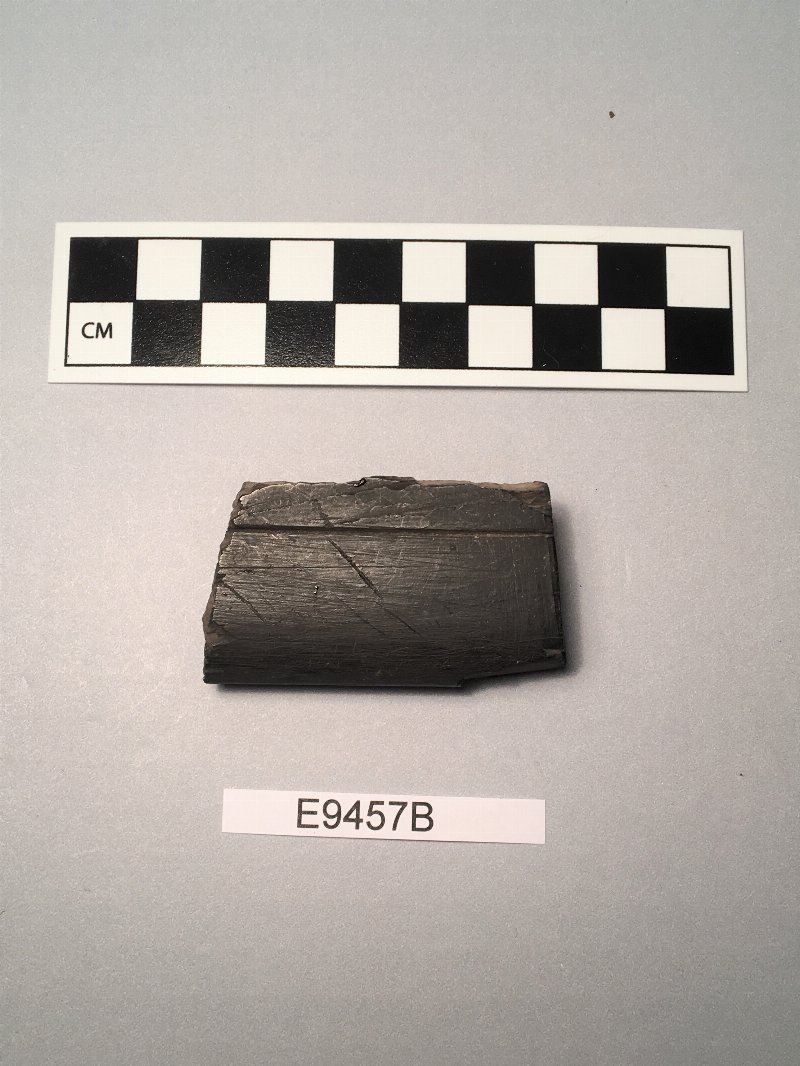 419272