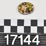 421861