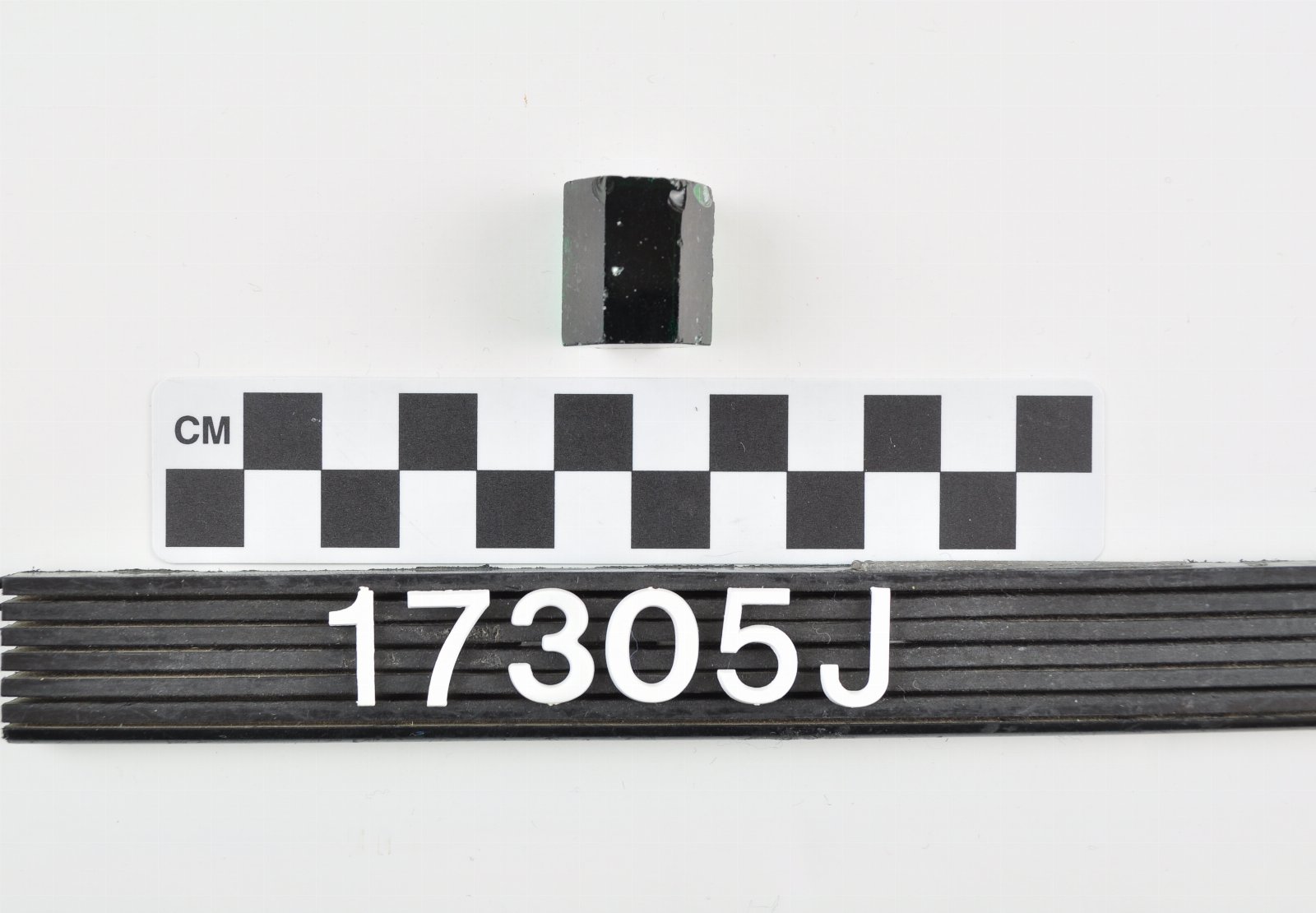 422012