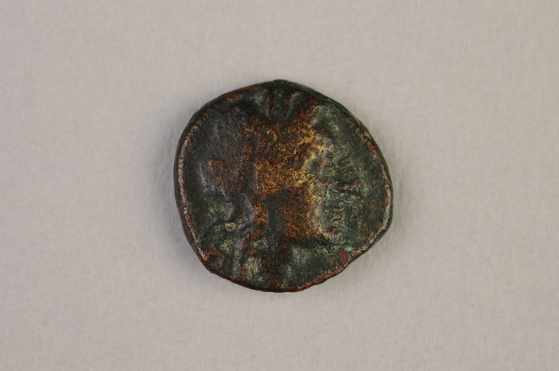 425588