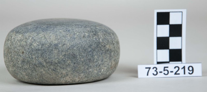 431748