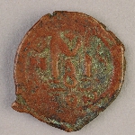432047