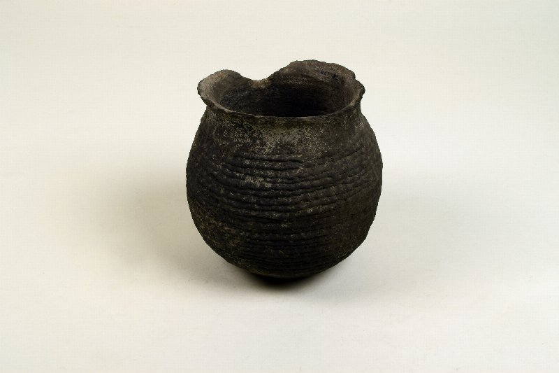 440528
