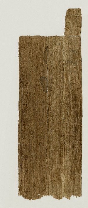 E16746