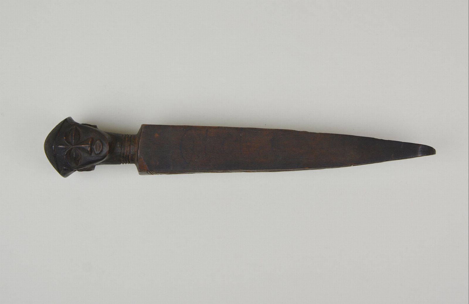 452573