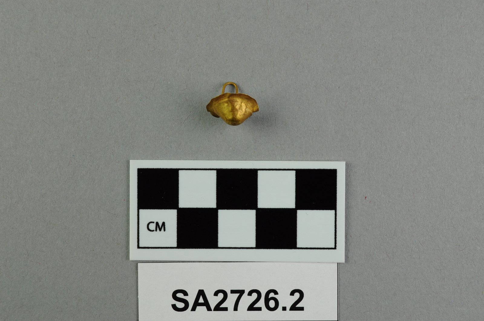 462749