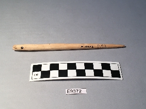 E9372