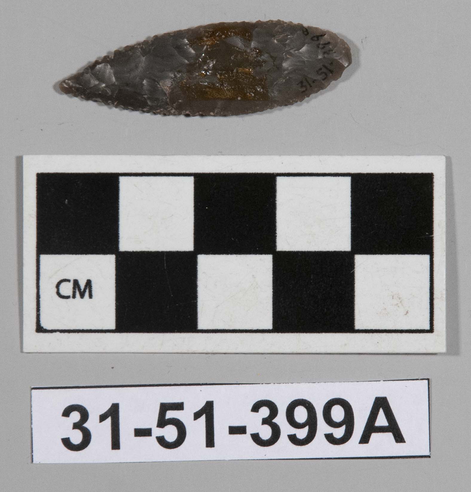 473845