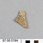 493043